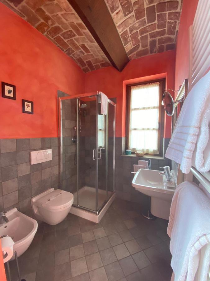 Foresteria Ristorante Conti Roero Bed & Breakfast 3*