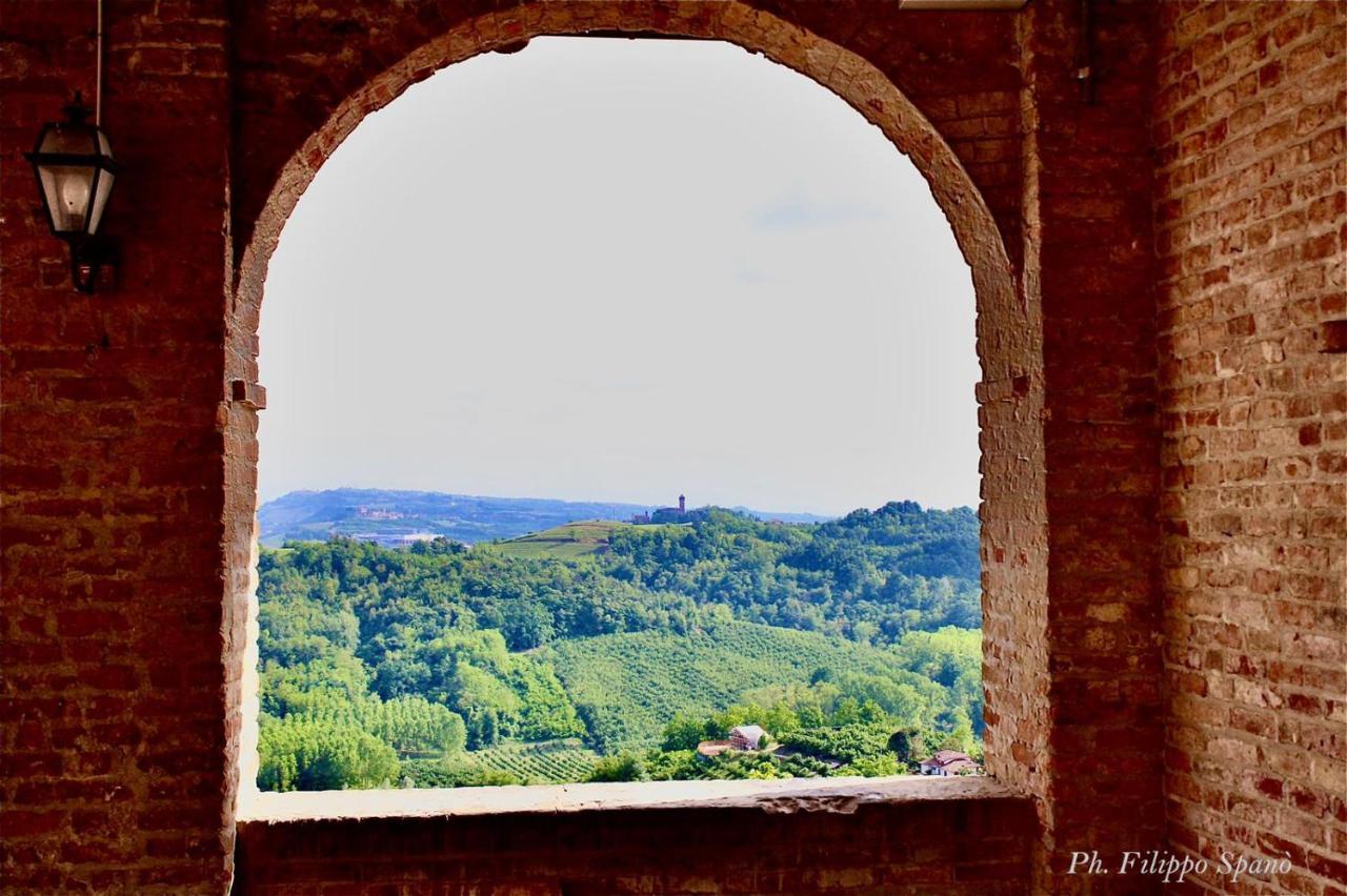 Bed & Breakfast Foresteria Ristorante Conti Roero 3*