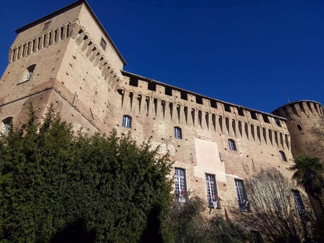 Bed & Breakfast Foresteria Ristorante Conti Roero